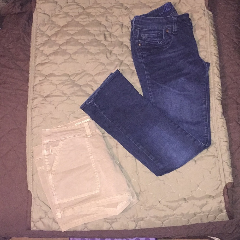 A pair of shorts and pair of pants size 0. Bag#102